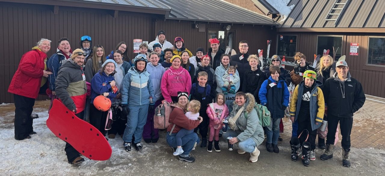 406 Youth on a winter trip